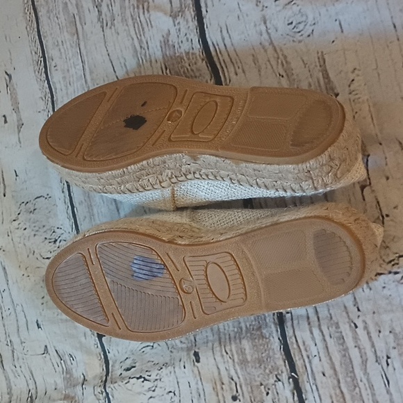 Clara Duran Off White Tweed Silver Captoe Espadrille 1" Platform Slip ons 37 7 - Picture 8 of 11